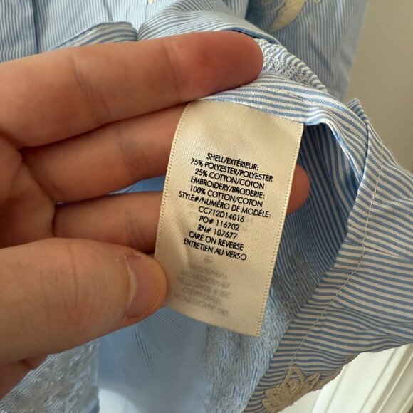 Alice + Olivia Blue Striped Embroidered Blouse Size: M Color: Light Blue / Ivory - Picture 3 of 4